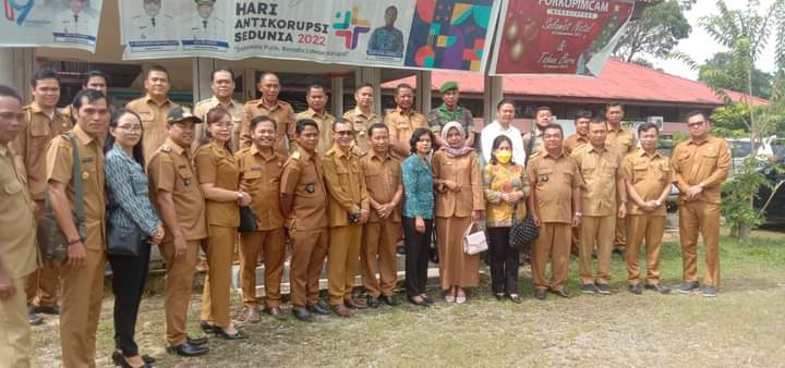 Pemerintah Kecamatan Belimbing Beserta Camat Dan Jajajarannya Mengucapkan Selamat HUT Ke-66 Untuk PemProv&nbsp;Kalbar