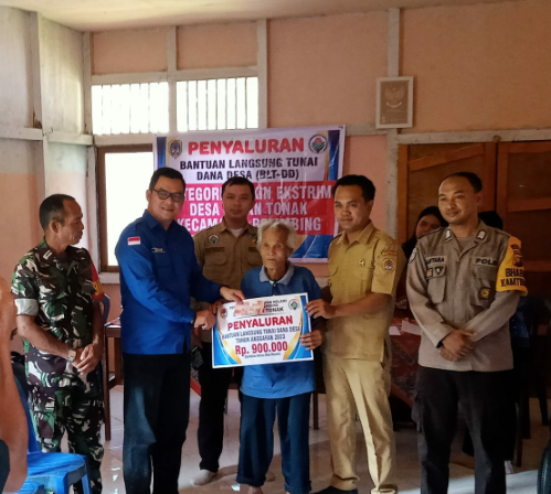 PEMDES SEPAN TONAK Salurkan BLT-DD 2023 Kategori Miskin&nbsp;EksTrim