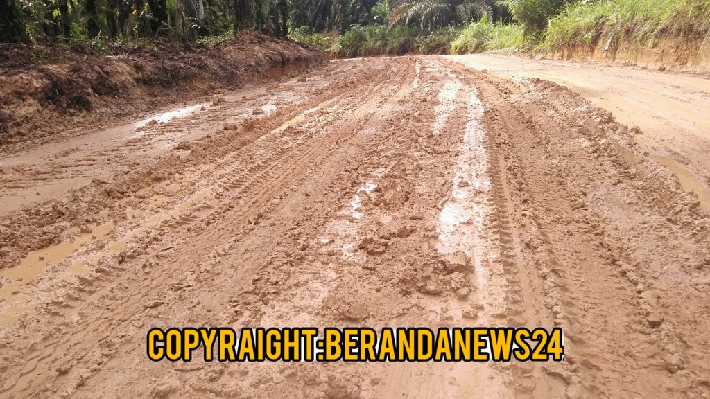 KONDISI PENGERJAAN JALAN RUTE(Segitiga emas) GUHUNG,BELONSAT MENUJU BATU&nbsp;NANTA