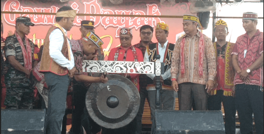 Gawai Dayak Ke-2 batu nanta dibuka Bupati&nbsp;Melawi