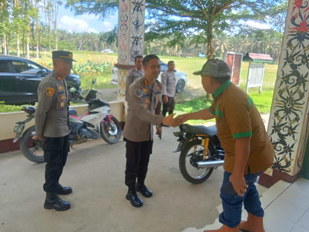 MENDUKUNG KETAHANAN PANGAN POLDA KALBAR Laksanakan Pengecekan Lahan Tumpang Sari PT. SDK Di WILKUM POLSEK&nbsp;BELIMBING