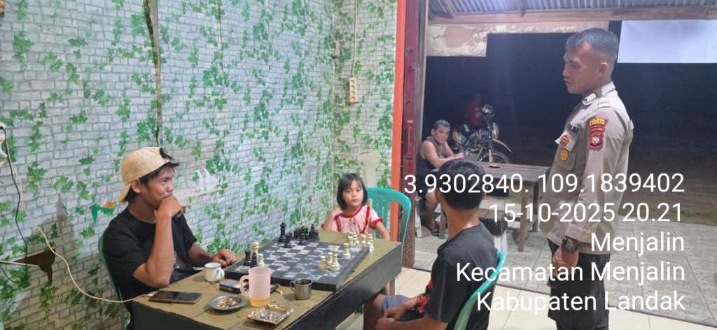 Polsek Menjalin Polres Landak Gelar Kegiatan Rutin Patroli&nbsp;Malam