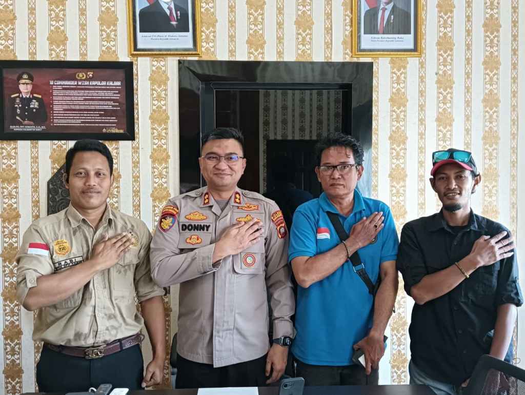 Sambutan Hangat Kepada Ketua FRIC DPW KALBAR Bersama Team Penuh Keakraban oleh Kapolres&nbsp;Sekadau
