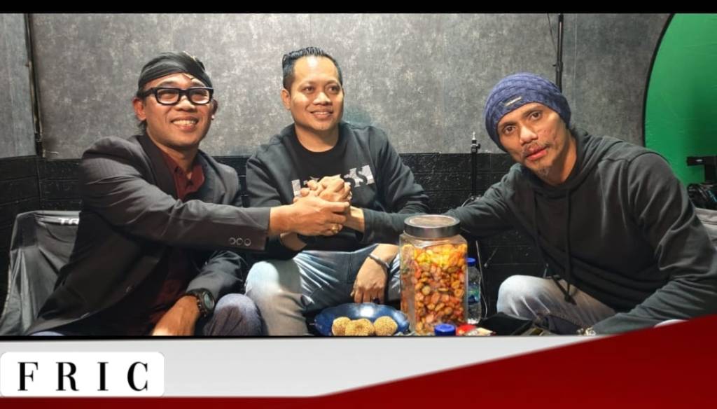 Kesepakatan Untuk berkolaborasi dan kolaborAktif seperti apakah yang di bicarakan antara Ketum FRIC , Ketum FWJ Indonesia dan Pengurus PWI Jakarta Barat saat mereka coffe&nbsp;break…?