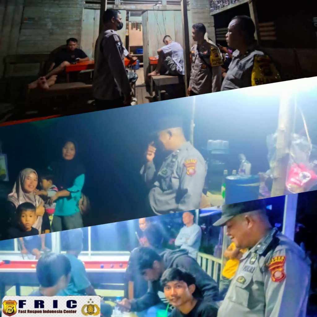 Polsek Menukung Patroli Malam, Sambang Warga Ajak Jaga&nbsp;Kamtibmas