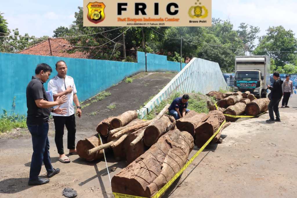 Kapolres Kuningan Sudah Tetapkan Lima Tersangka Illegal Logging Sonokeling di Wilayah Gunung&nbsp;Ciremai